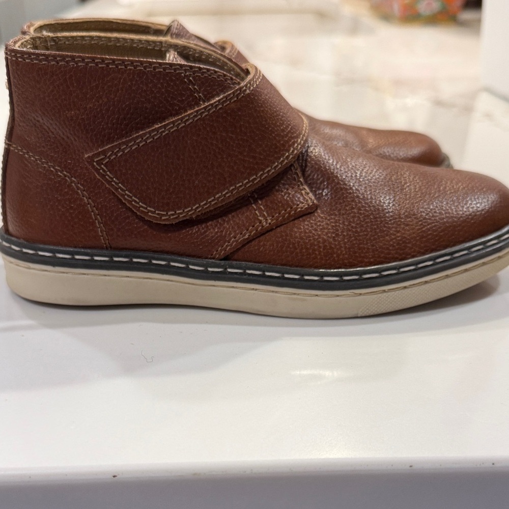 Johnston & Murphy Boys McGuffey Chukka